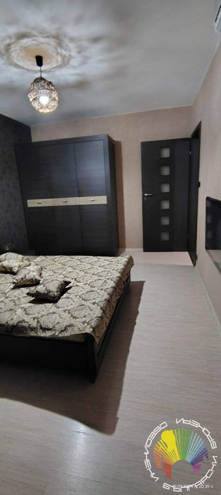 Дава се под наем Многостаен апартамент в Бургас, Изгрев - 100 кв.м за 612 € - Снимка #9