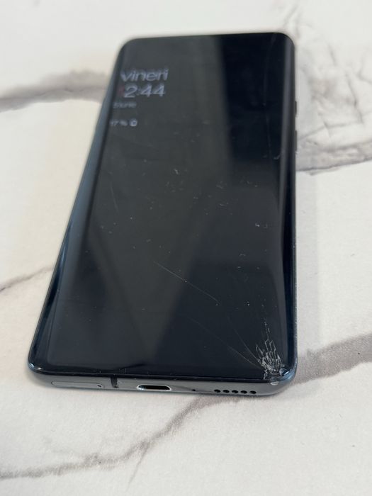 OnePlus 7 Pro touch defect