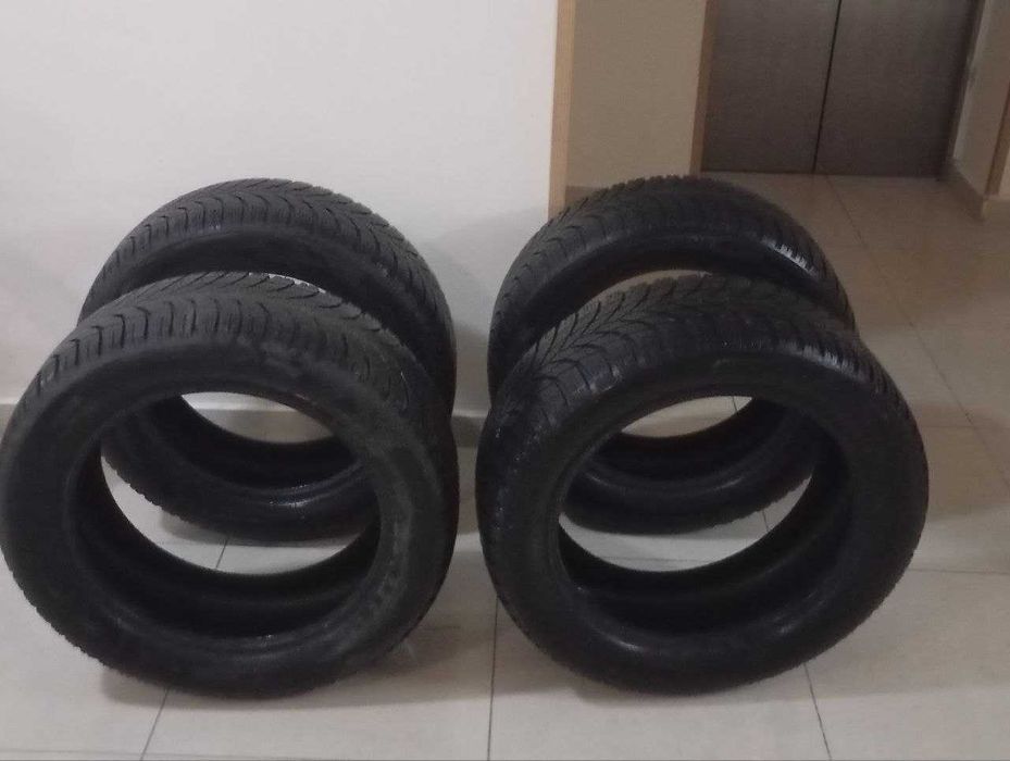 Зимни гуми 215/55/17, 100 лева за 4 броя