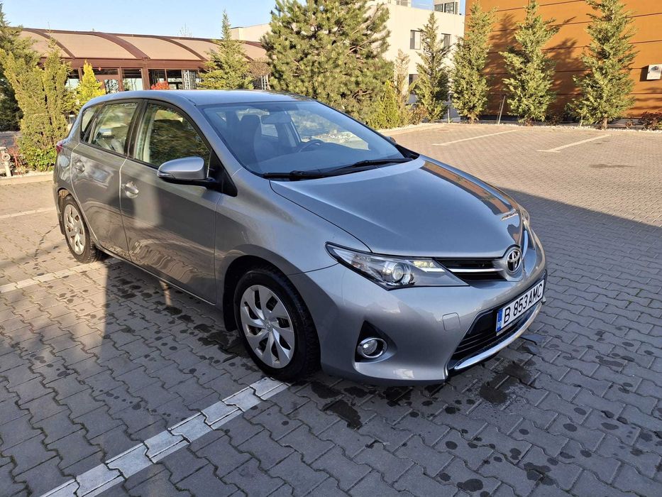 Toyota Auris 1.6 L Valvematic, Automata, 136cp, Istoric Toyota, 136000km 2013