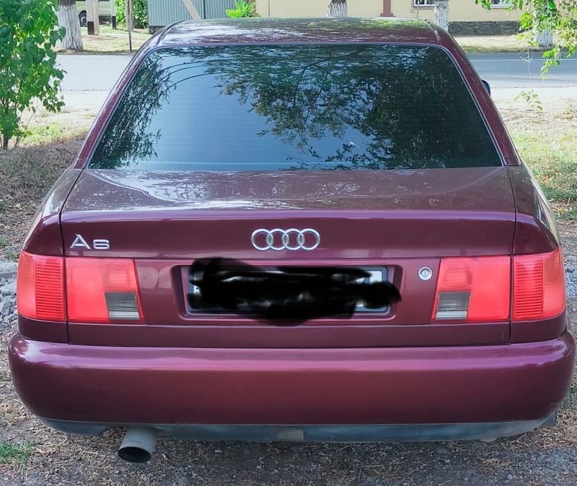 Продам AUDI A6 C4 переходка