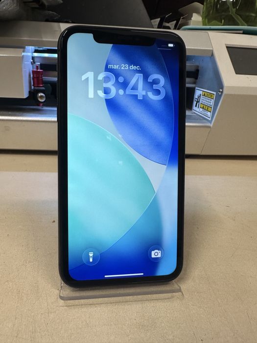 Iphone 11 / 128 gb / 100% baterie / folie sticla cadou