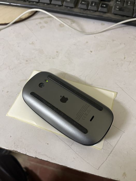 Мышка Apple Magic Mouse     Bluetooth