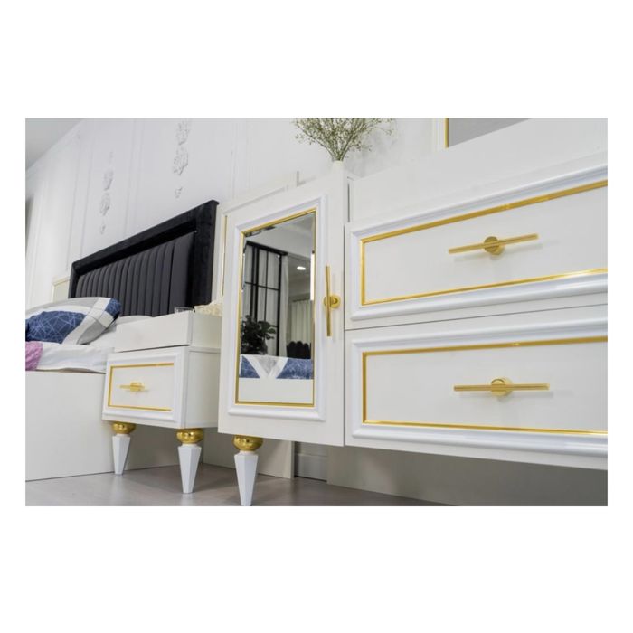 Продам спальный гарнитур