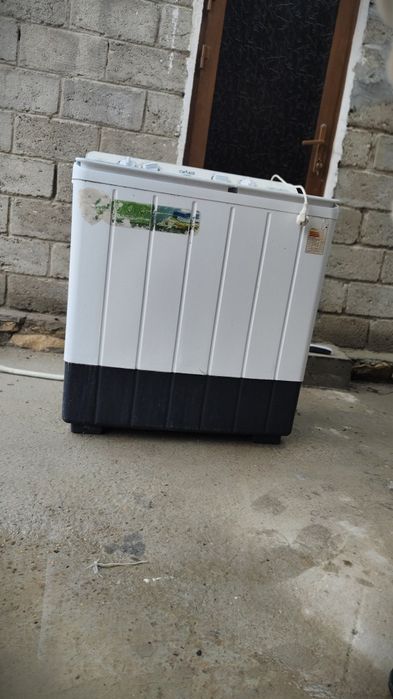 Polavtamat Kir yuvadigan moshina