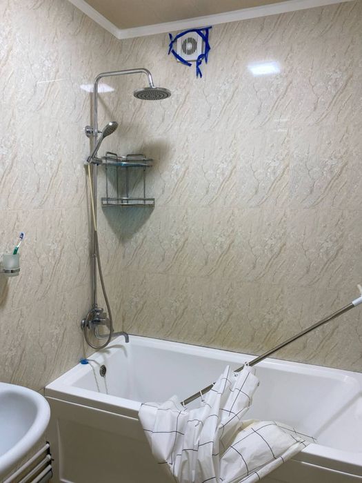 Чиланзар 15.  Срочно 3 х комнатная Продажа 72 м2