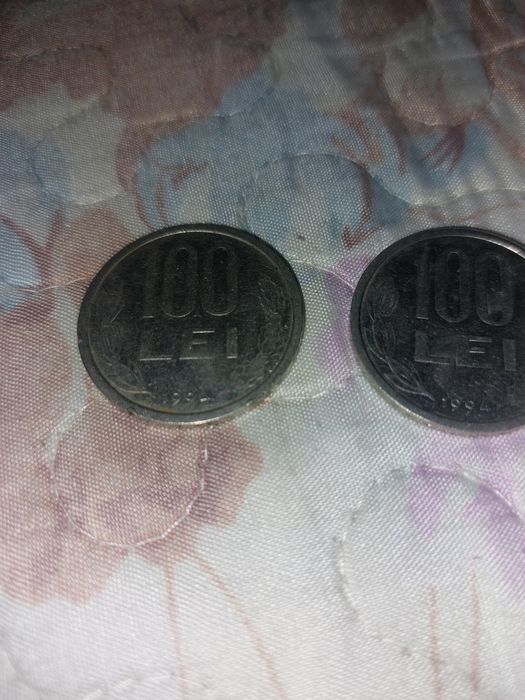 Vand monede vechi de 100 lei