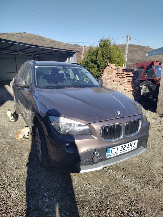 Vînd BMW X1  anul 2012