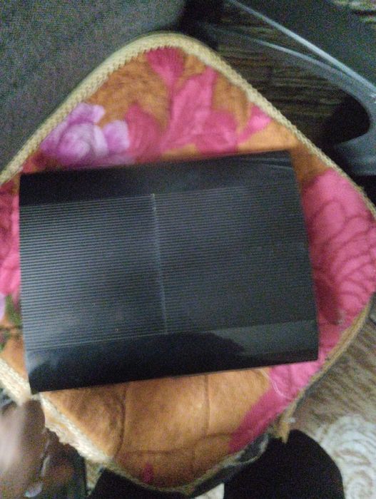 Продам плейстейшен 3