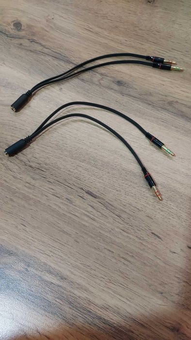 Для наушников переходник  3.5 jack на х2 3.5 jack - звук и микрофон