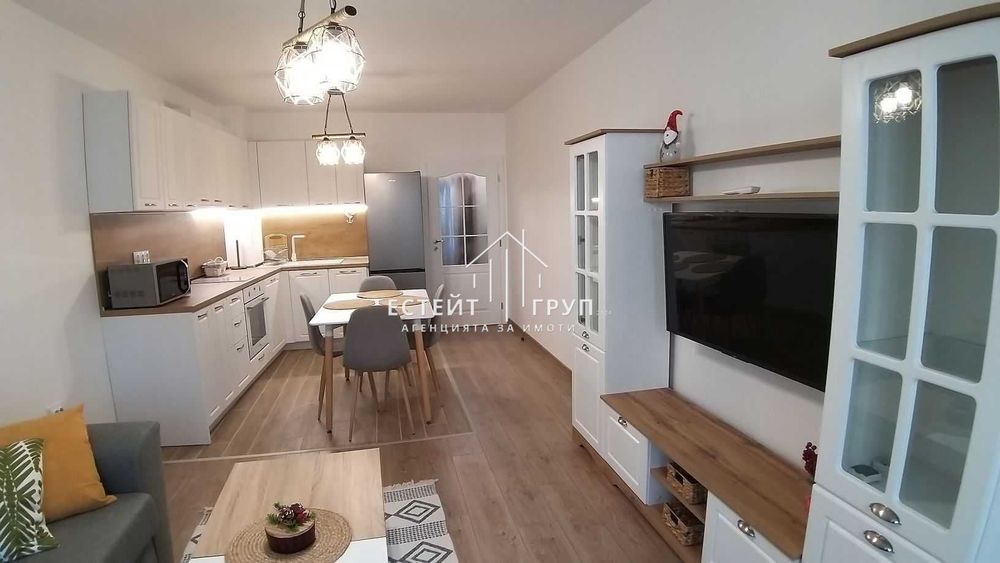 Дава се под наем Двустаен апартамент в Варна, Победа - 69 кв.м за 510 € - Снимка #1