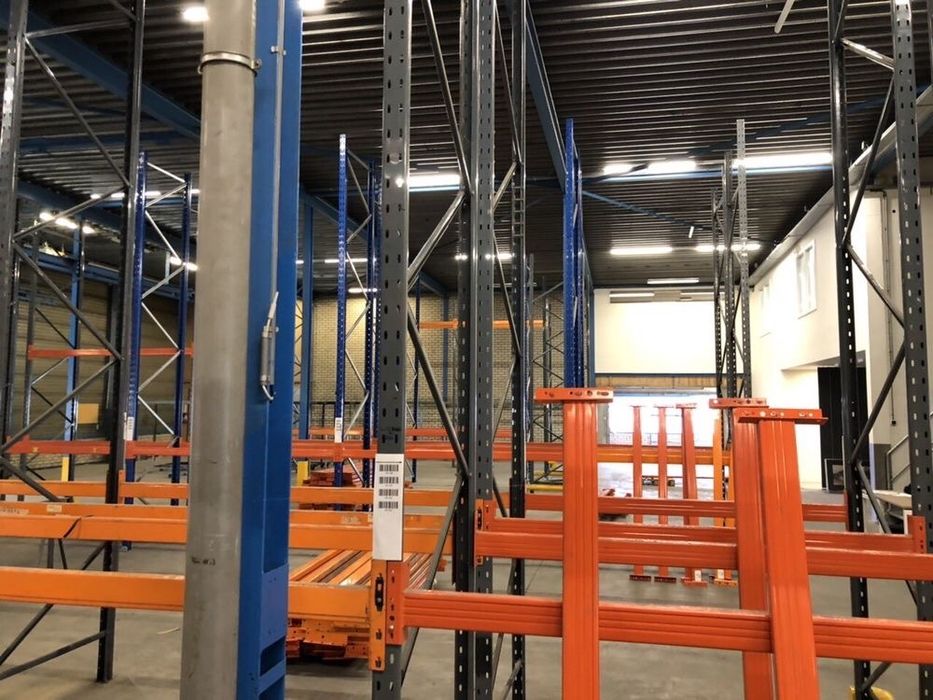 Стелажи рафтове палетни / магазинни