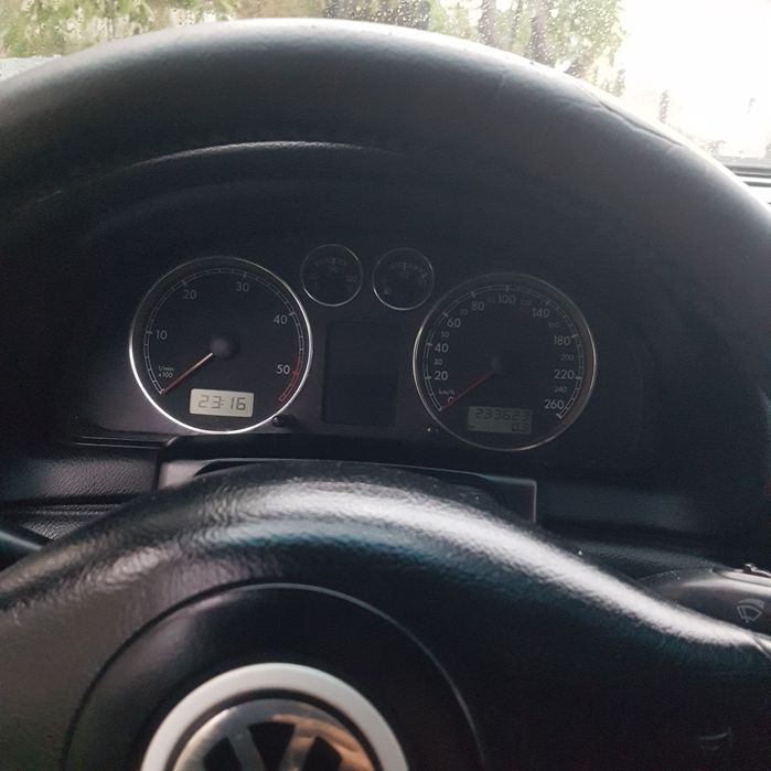Пасат 5 1.9 131кс на части