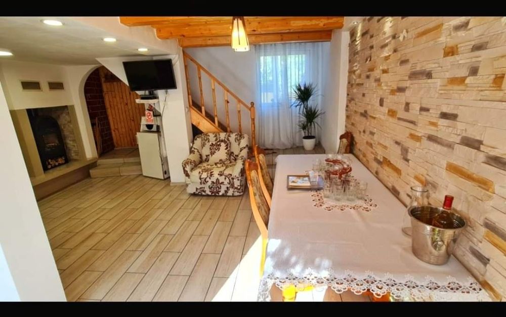 Cabana la munte cu piscina jacuzzi