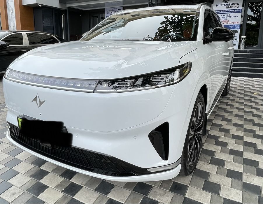 Dong feng008 ultra restyling