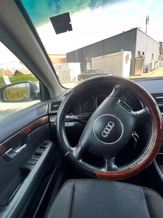 Mașină Audi A4 2003