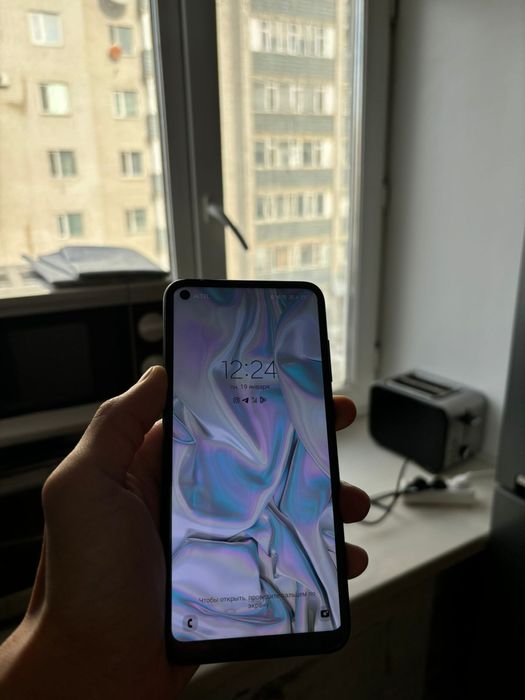 Продам самсунг а 11 32гб 12тыс