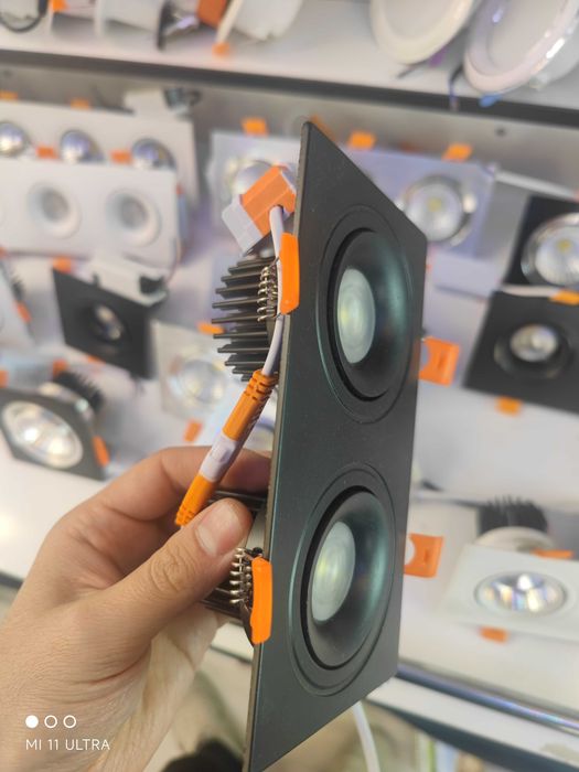 Галогены в hi-tech стиле в большом ассортименте