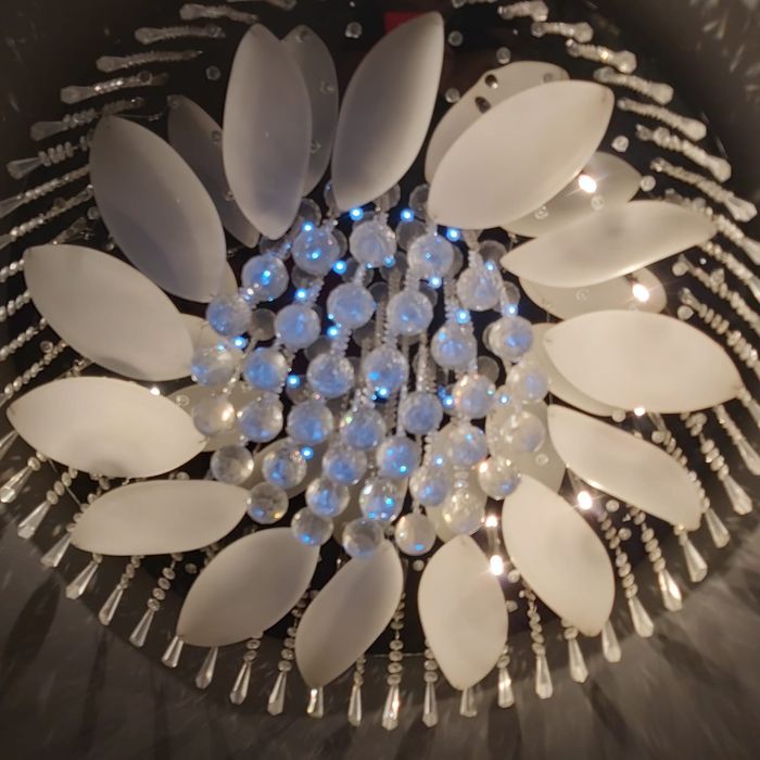 Люста потолочная