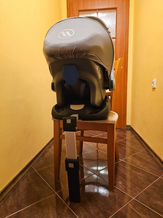 Кошница/Столче за кола Avionaut с IsoFix база