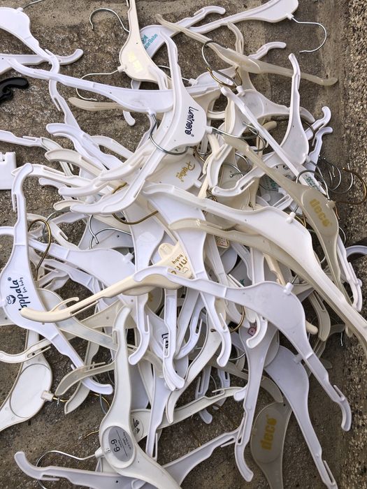 Закачалки 30бр 10лв