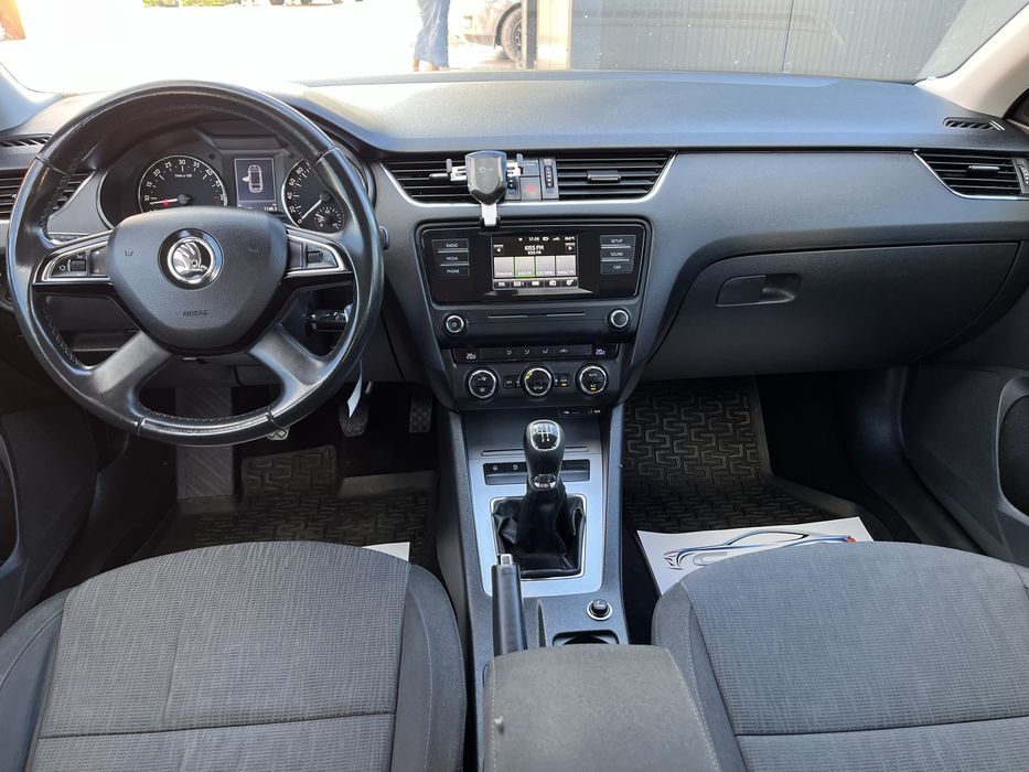 Skoda Octavia 150.000 KM / 1.6 TDI-110 CP/ Fab:2015 / Proprietar