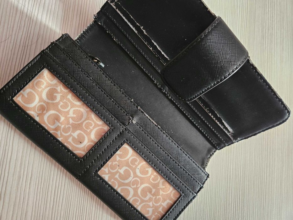 Guess портмоне дамско