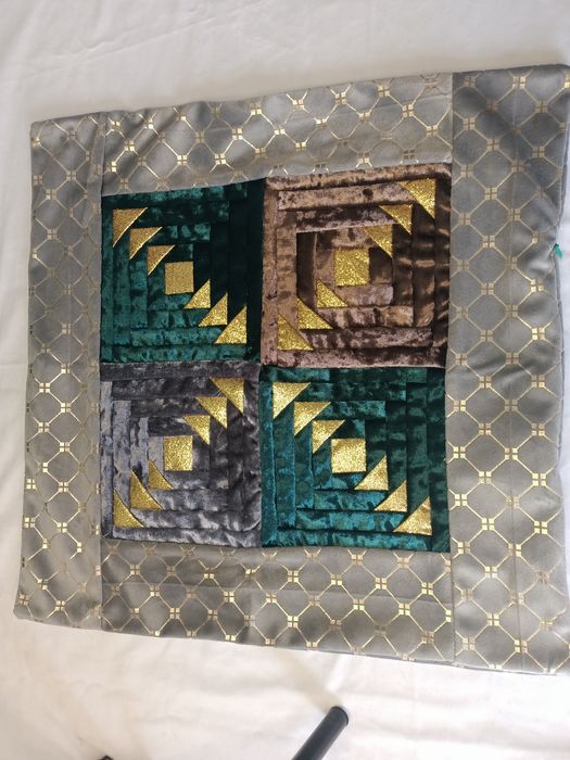 40×40 өлшемде чехолдар сатылады.