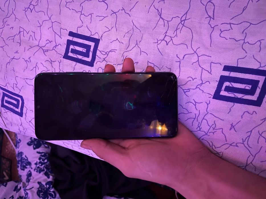 Редми 9 т обмен на айфон любой