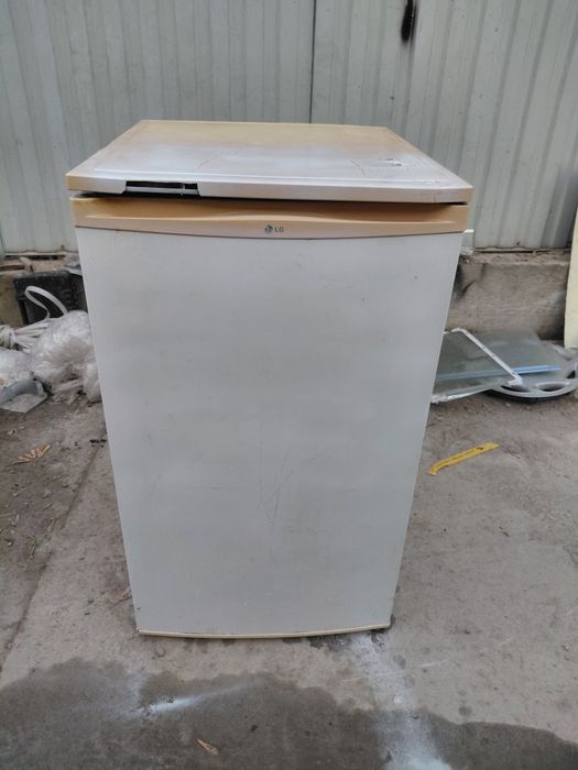 Холодильник рабочая все Доставка есть