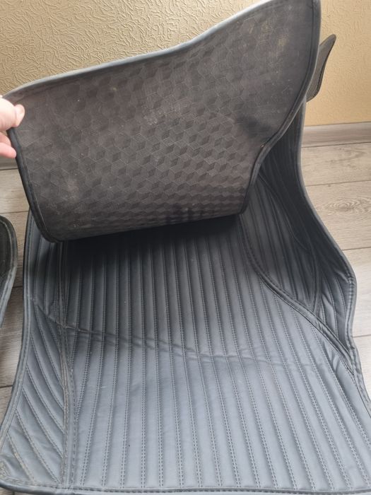 3Д полики на Mitsubishi Outlande