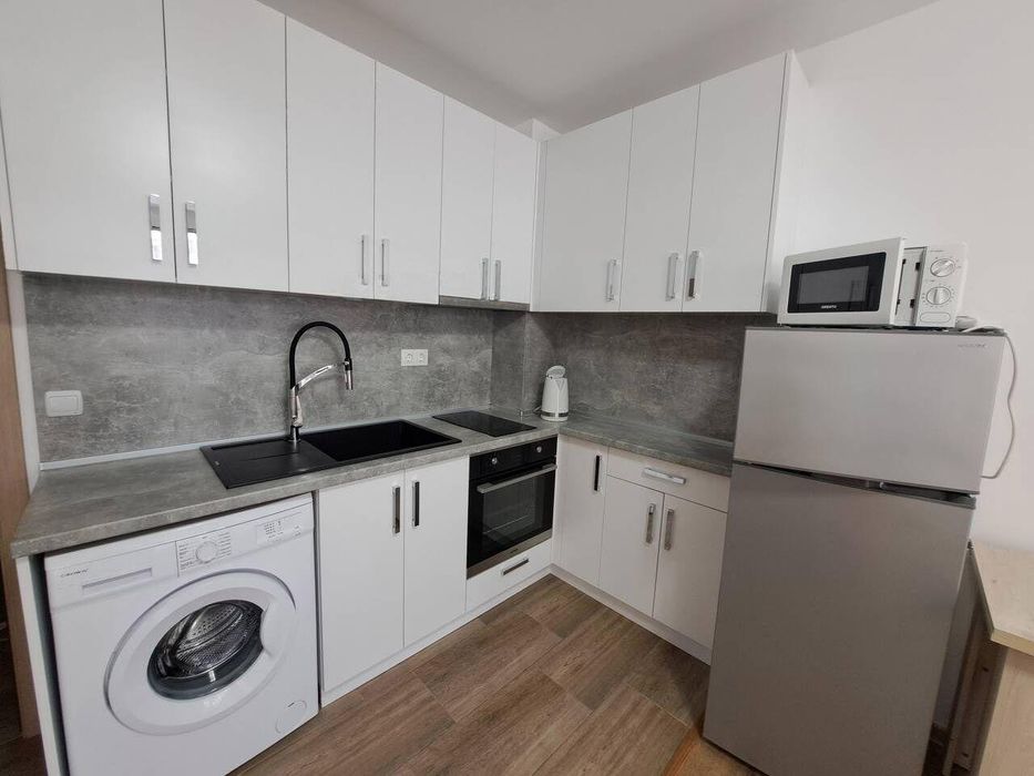 Дава се под наем Едностаен апартамент в Бургас, Сарафово - 36 кв.м за 298.86 € - Снимка #1