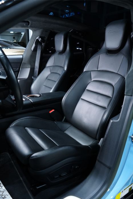 Porsche Taycan Turbo