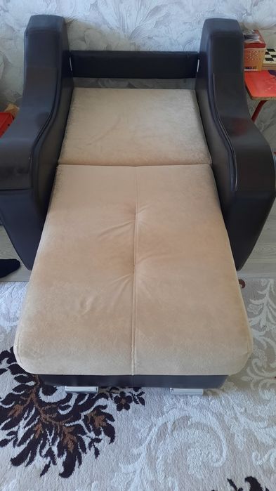 Продам диван и кресло
