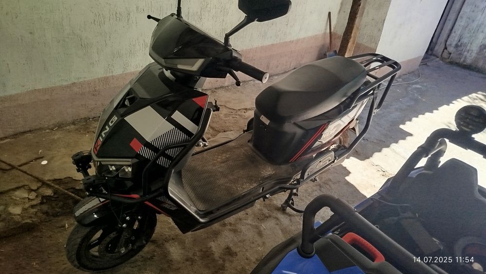 Эллектро -скутер