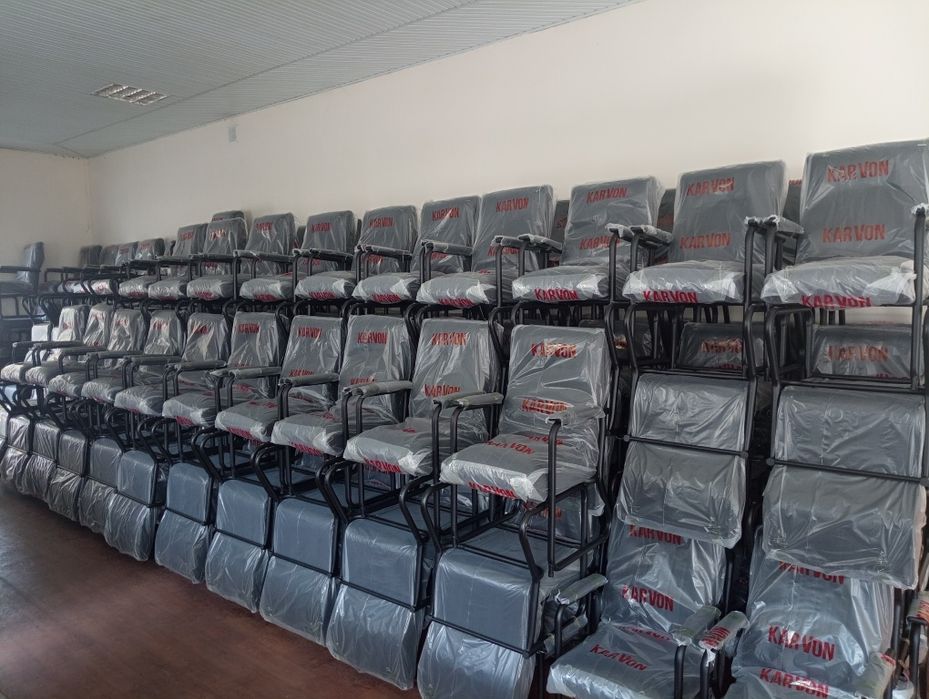 Кресло сотилади кампютир хоналар учун сифати ало тугри ишлаб чикарувчи