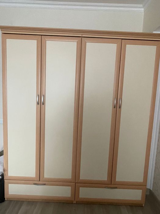 Продается Шкаф для вещей.