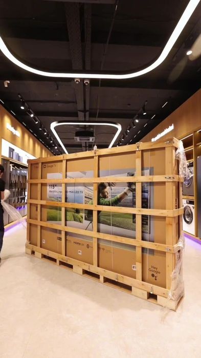 Огромный Телевизор 7TECH 115 Qled QD-MiniLED От официального дилера