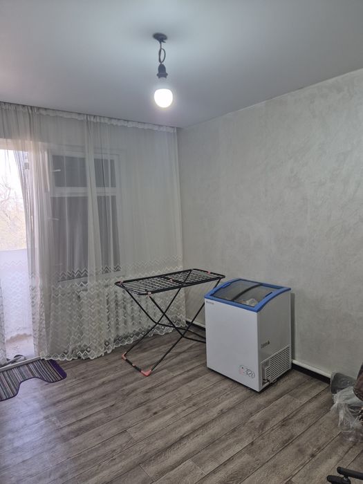 Продам 4-х комнатную квартиру на проме