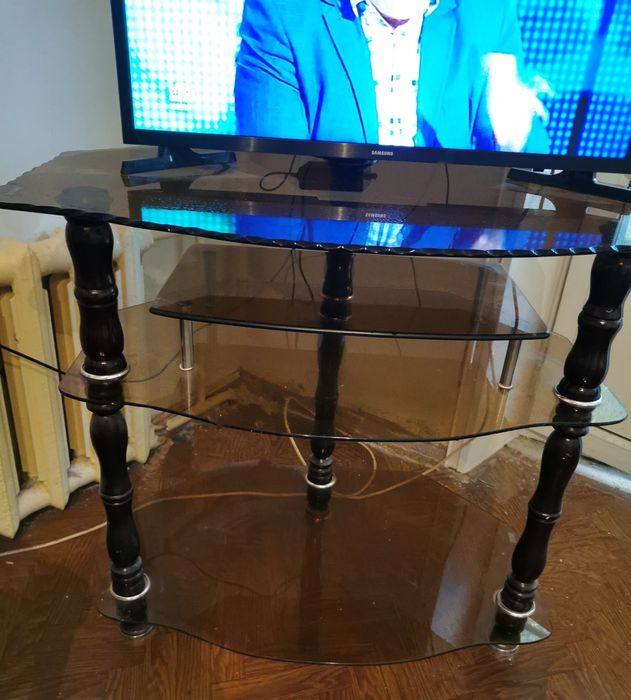 Тумба под телевизор