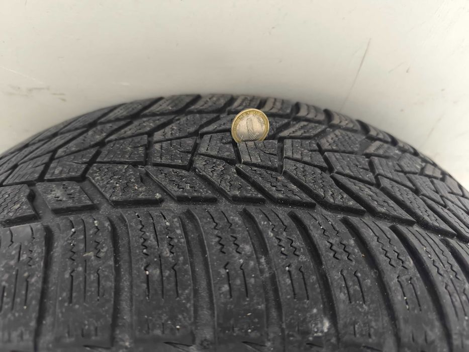 Зимни гуми Hankook 19/235/50