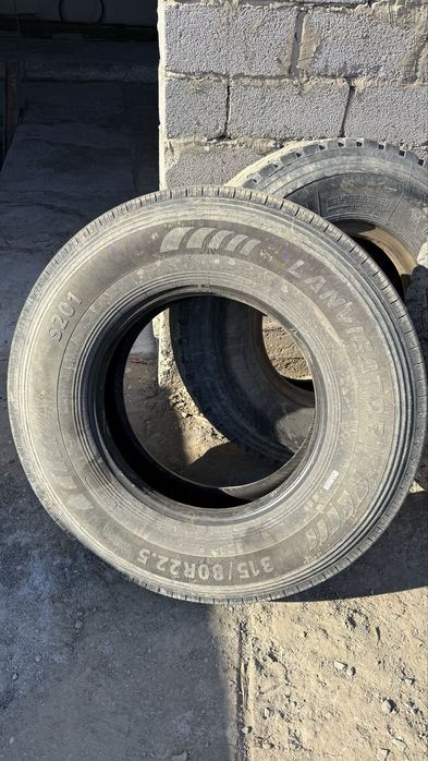 Шина 315/80 22,5 безкамерка