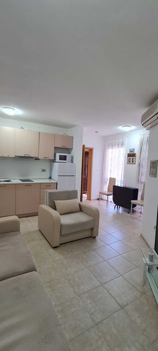 Продава се Тристаен апартамент в с. Кошарица, Област Бургас - 71 кв.м за 958 €/кв.м - Снимка #12
