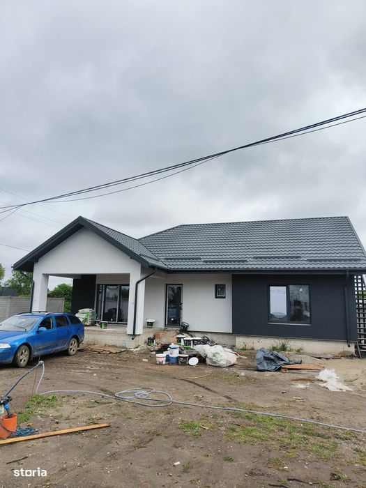 Vila individuala 4 camere in complex