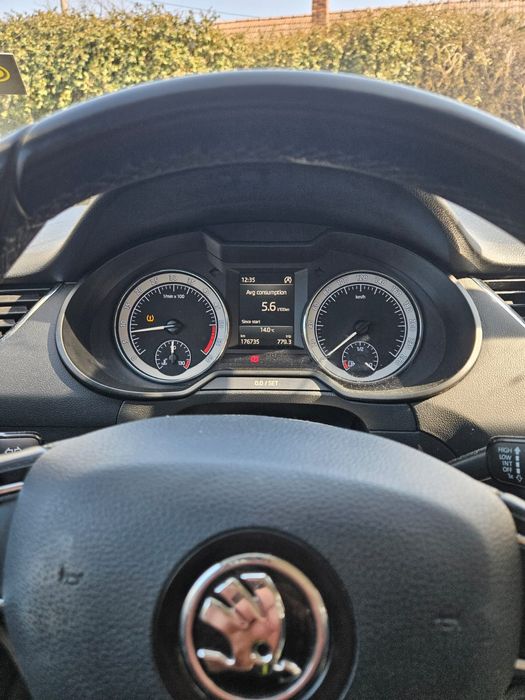 Skoda octavia1.6 '19