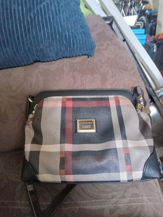 Дамски кожени чанти