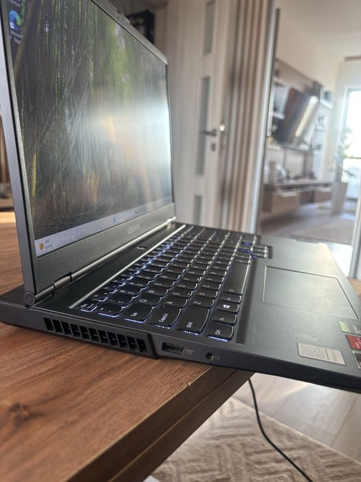 Laptop Lenovo Legion ryzen7 4800H, 16 RAM, 120HZ, gtx 1650ti