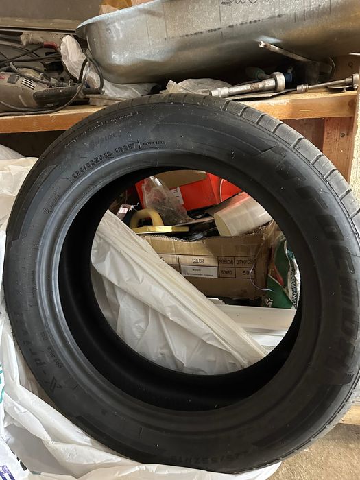 Продам шины 19 размера