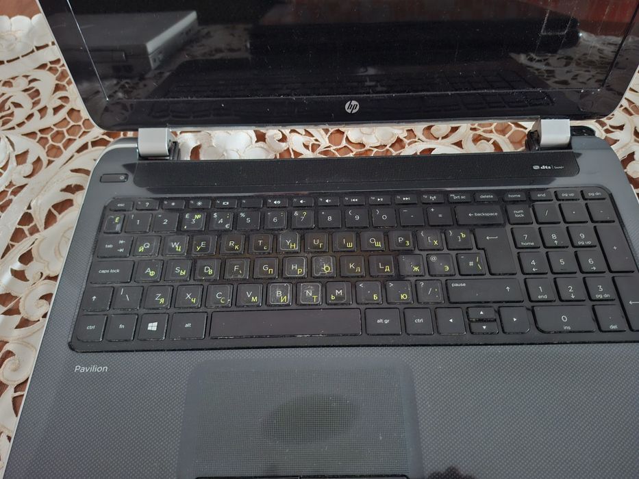 Vand laptop hp si sony vaio