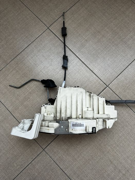 Брава с вакуум за Мерцедес S- klasse(W221), Cl-klasse(C216)